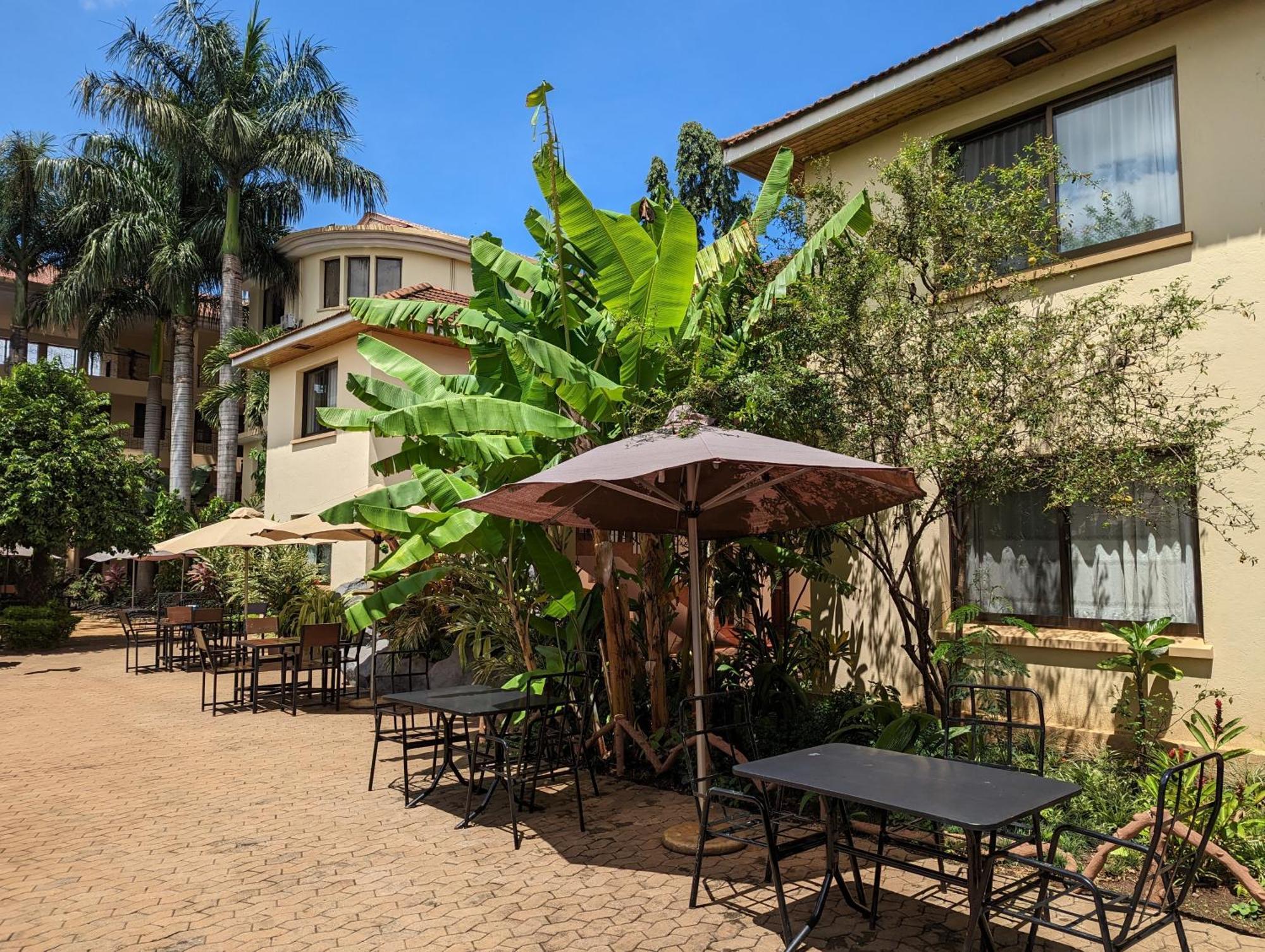 Parkview Inn Moshi Ngoại thất bức ảnh