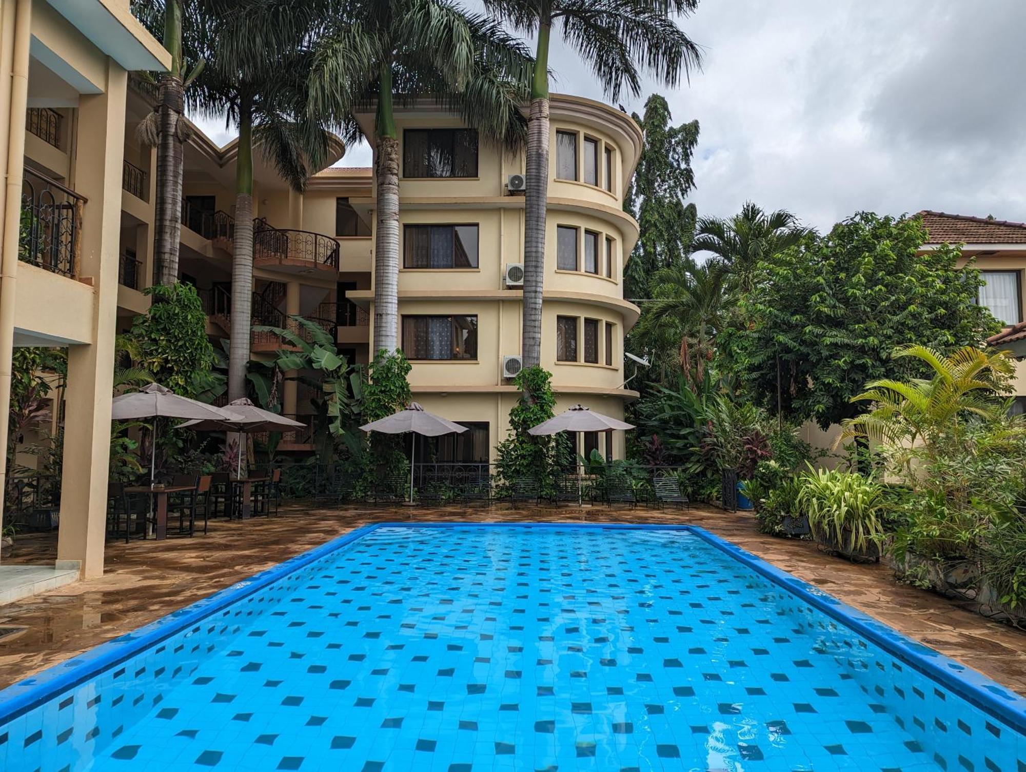 Parkview Inn Moshi Ngoại thất bức ảnh