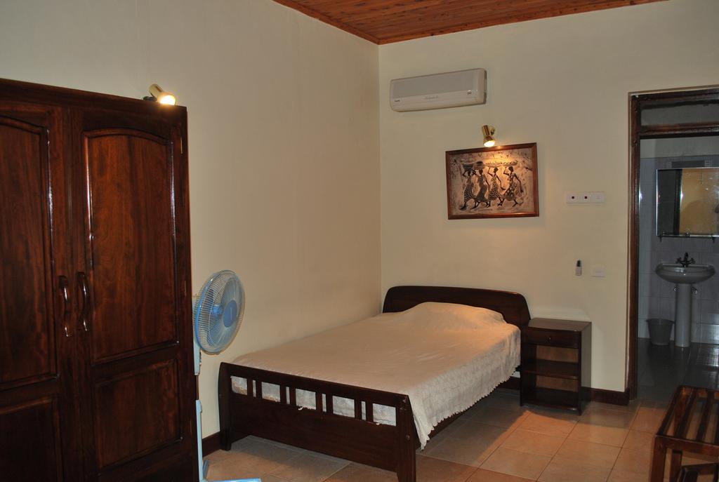 Parkview Inn Moshi Phòng bức ảnh