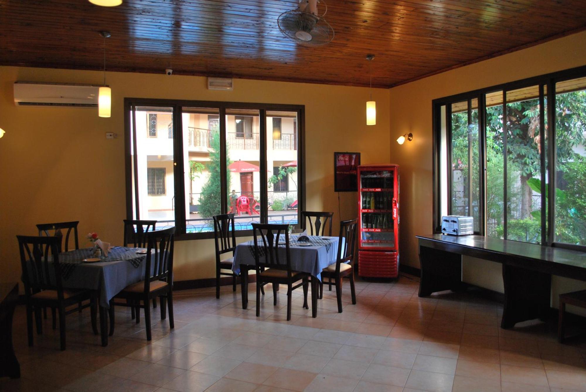 Parkview Inn Moshi Ngoại thất bức ảnh